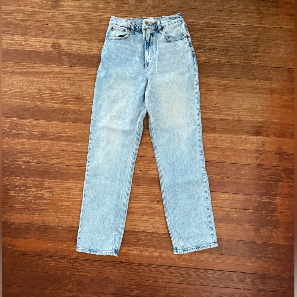 Abercrombie & Fitch Light Blue Straight Leg Jeans 27